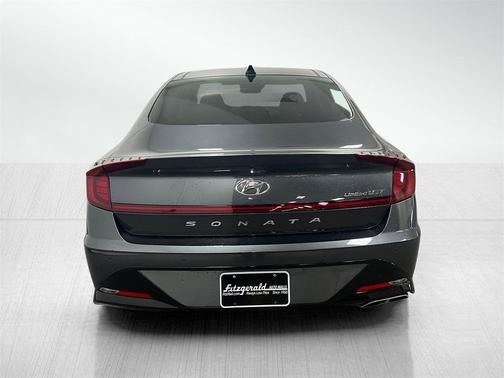 2022 Hyundai SONATA Limited