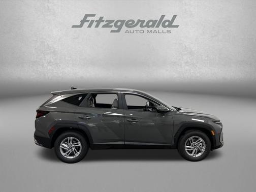 Hampton Gray 2026 Hyundai TUCSON SE