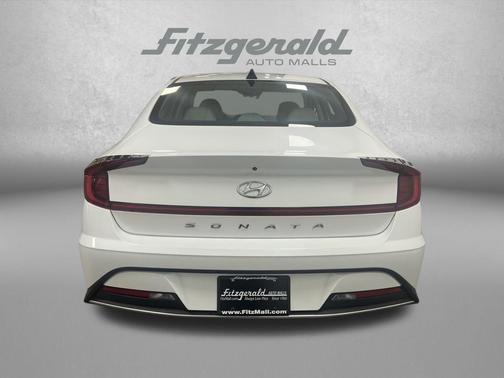 2021 Hyundai SONATA SE