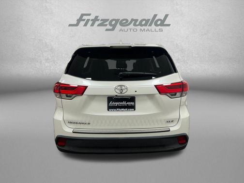Blizzard Pearl 2019 Toyota Highlander XLE