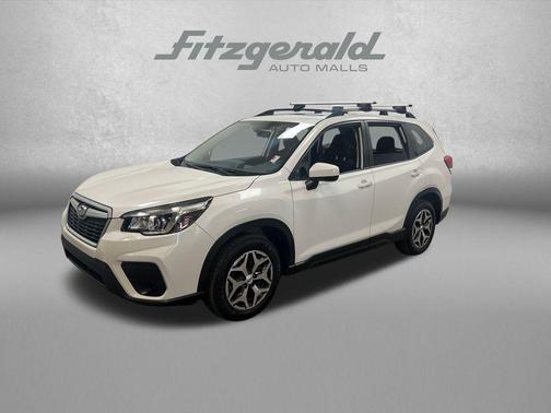 Crystal White Pearl 2020 Subaru Forester Premium