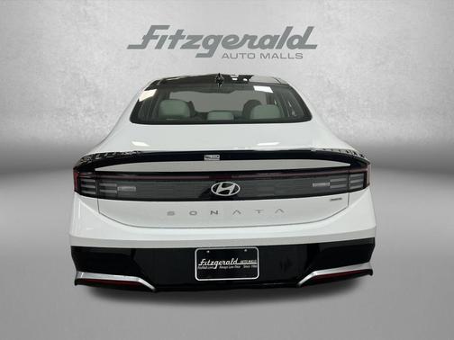 2026 Hyundai SONATA Hybrid SE