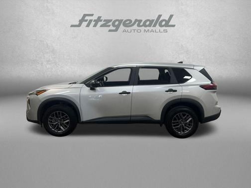 Brilliant Silver Metallic 2024 Nissan Rogue S