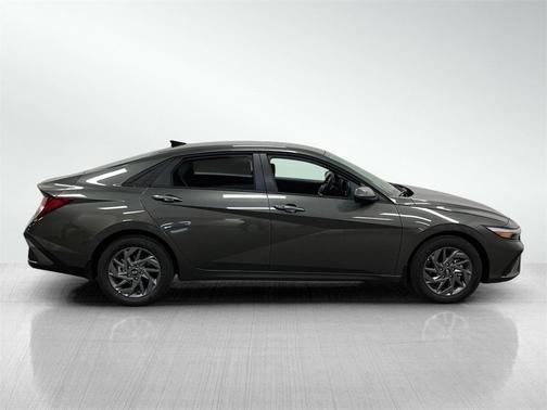 2026 Hyundai ELANTRA HEV Blue