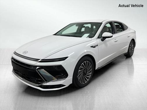 2025 Hyundai SONATA Hybrid SE