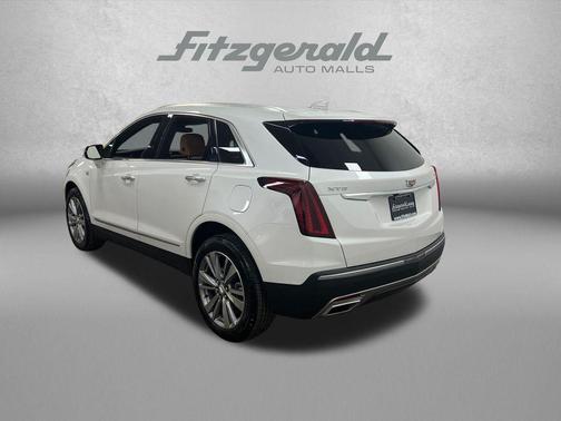 Crystal White Tricoat 2025 Cadillac XT5 Premium Luxury