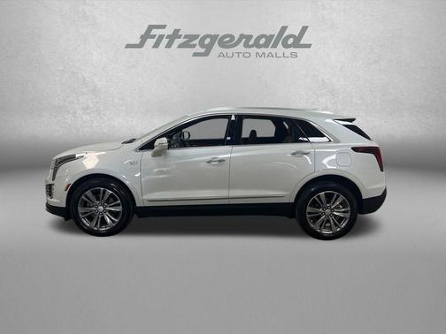 Crystal White Tricoat 2025 Cadillac XT5 Premium Luxury