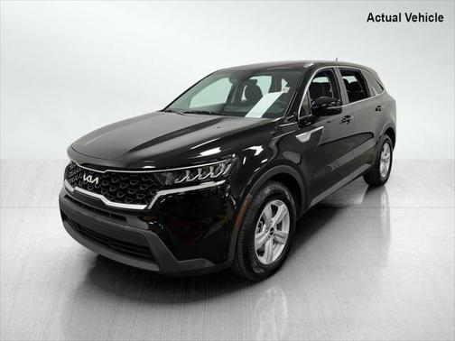 2022 Kia Sorento LX