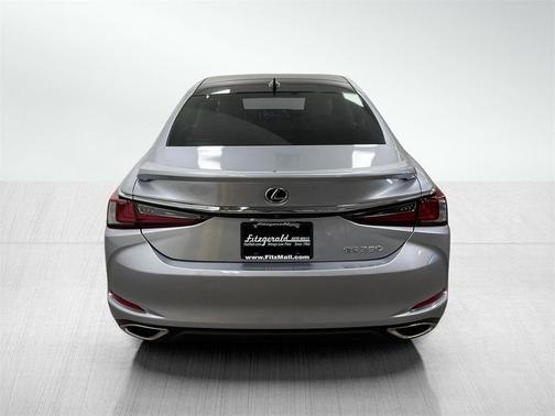 2022 Lexus ES 350 Ultra Luxury