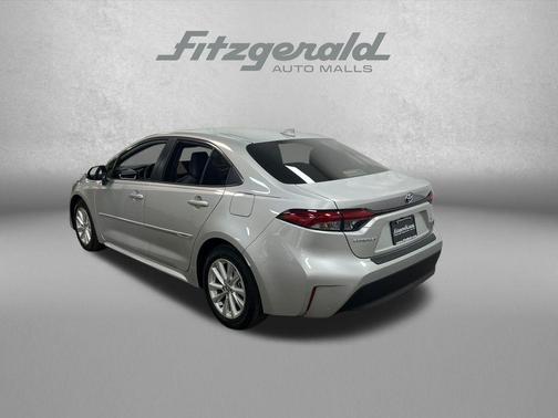Classic Silver Metallic 2024 Toyota Corolla Hybrid SE