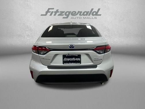 Classic Silver Metallic 2024 Toyota Corolla Hybrid SE