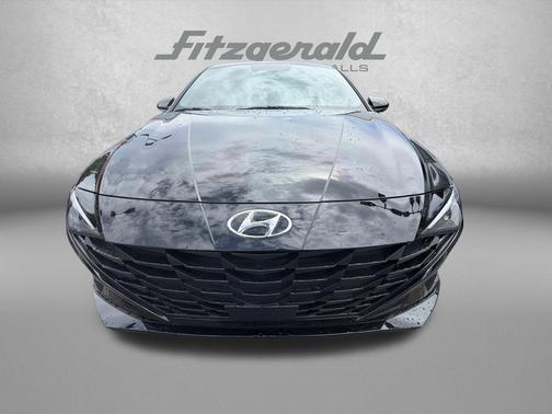 Onyx Black 2023 Hyundai ELANTRA SEL
