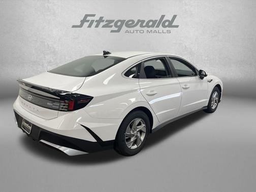 2026 Hyundai SONATA SE