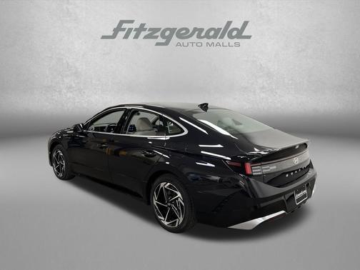 2026 Hyundai SONATA SEL