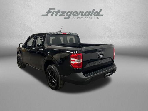 Shadow Black 2025 Ford Maverick XL