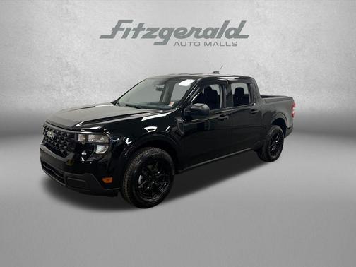 Shadow Black 2025 Ford Maverick XL