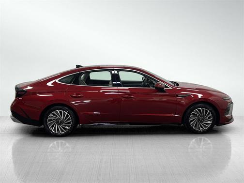 2025 Hyundai SONATA Hybrid Limited