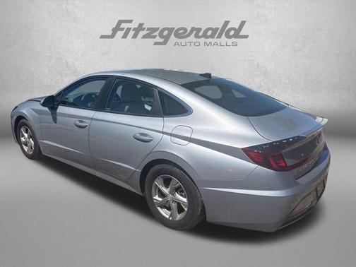 2023 Hyundai SONATA SE