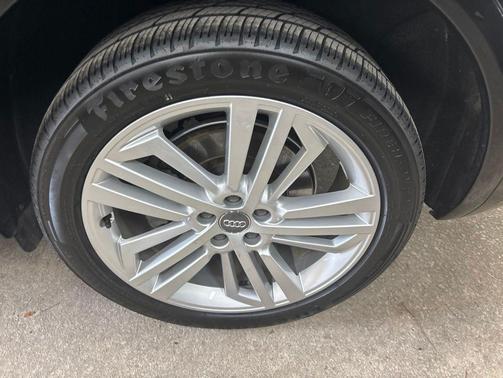 Black 2019 Audi Q5 2.0T Prestige