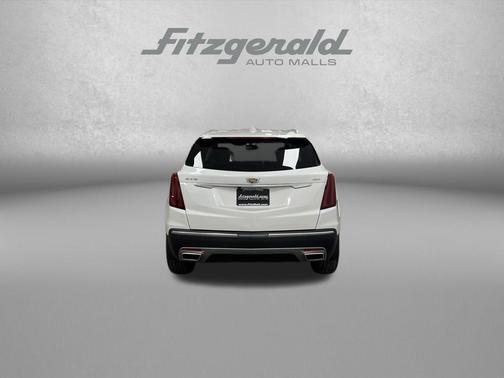 Crystal White Tricoat 2020 Cadillac XT5 Premium Luxury