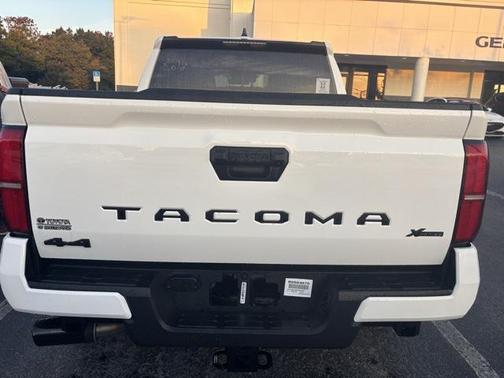 2024 Toyota Tacoma SR5