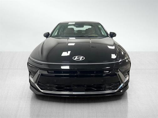 2024 Hyundai SONATA Hybrid Limited