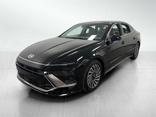 2024 Hyundai SONATA Hybrid Limited