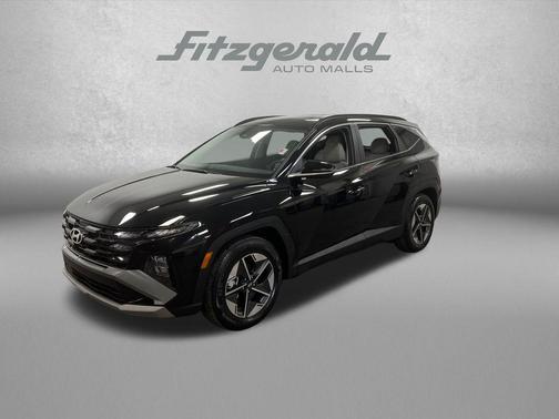 Phantom Black 2025 Hyundai TUCSON SEL Convenience