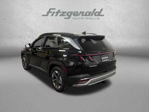 Phantom Black 2025 Hyundai TUCSON SEL Convenience
