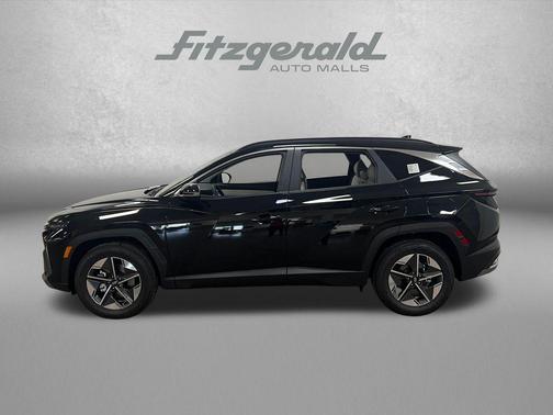 Phantom Black 2026 Hyundai TUCSON SEL Premium
