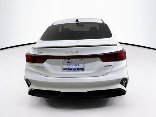 Snow White Pearl 2024 Kia Forte GT-Line