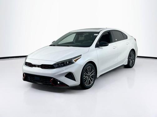 Snow White Pearl 2024 Kia Forte GT-Line