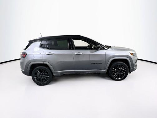 Billet Silver Metallic Clearcoat 2022 Jeep Compass High Altitude
