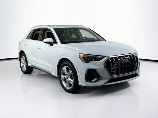 Glacier White Metallic 2020 Audi Q3 45 S line Premium
