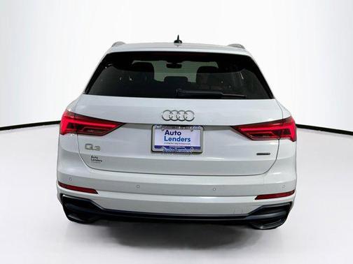 Glacier White Metallic 2020 Audi Q3 45 S line Premium