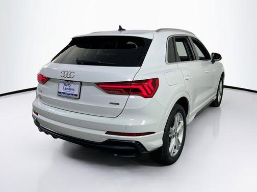 Glacier White Metallic 2020 Audi Q3 45 S line Premium