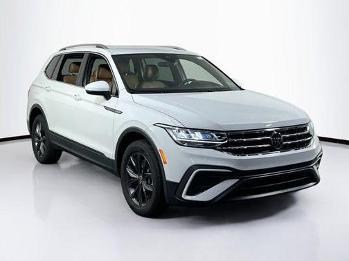 2024 Volkswagen Tiguan 2.0T SE 4MOTION