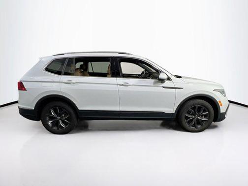 2024 Volkswagen Tiguan 2.0T SE 4MOTION