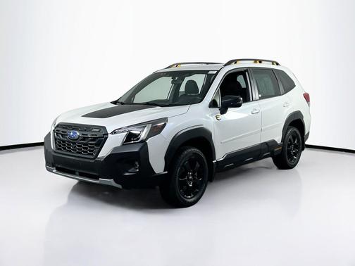 Crystal White Pearl 2023 Subaru Forester Wilderness