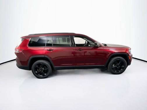 Velvet Red Pearlcoat 2023 Jeep Grand Cherokee L Altitude