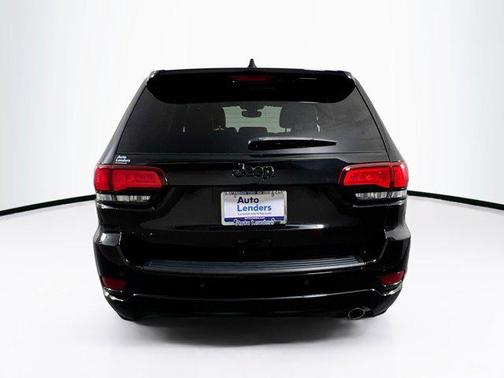 2022 Jeep Grand Cherokee Laredo