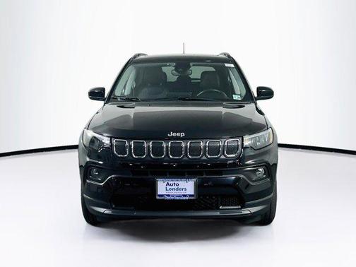 Diamond Black Crystal Pearlcoat 2022 Jeep Compass Latitude Lux