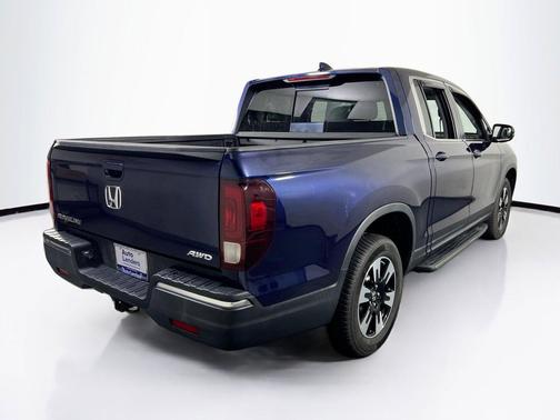 Obsidian Blue Pearl 2020 Honda Ridgeline RTL