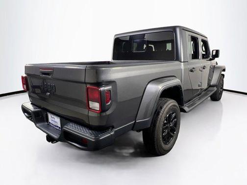 2022 Jeep Gladiator Altitude 4x4