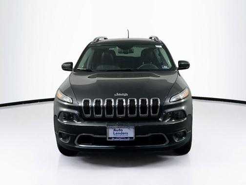 Granite Crystal Metallic Clearcoat 2017 Jeep Cherokee Limited