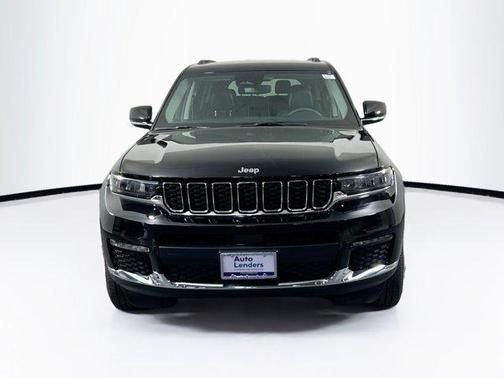 Diamond Black Crystal Pearlcoat 2023 Jeep Grand Cherokee L Limited