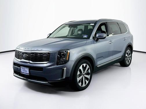 Everlasting Silver 2020 Kia Telluride S