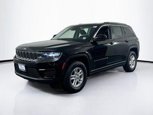 2022 Jeep Grand Cherokee Laredo