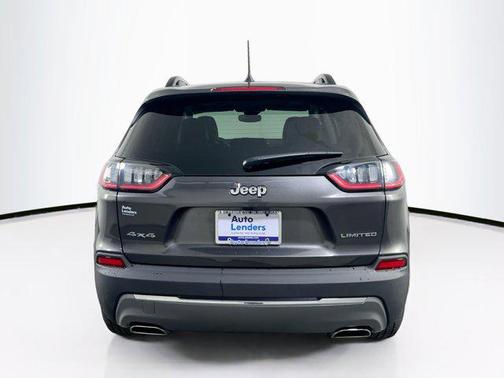 Granite Crystal Metallic Clearcoat 2022 Jeep Cherokee Limited