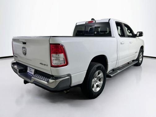 Bright White Clearcoat 2022 RAM 1500 Big Horn/Lone Star